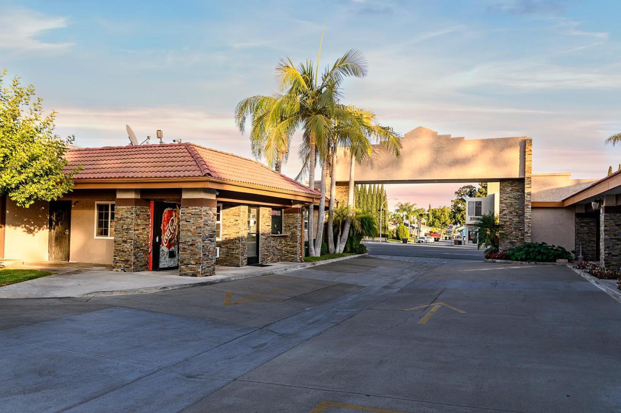 Hyland Inn Brea Dış mekan fotoğraf